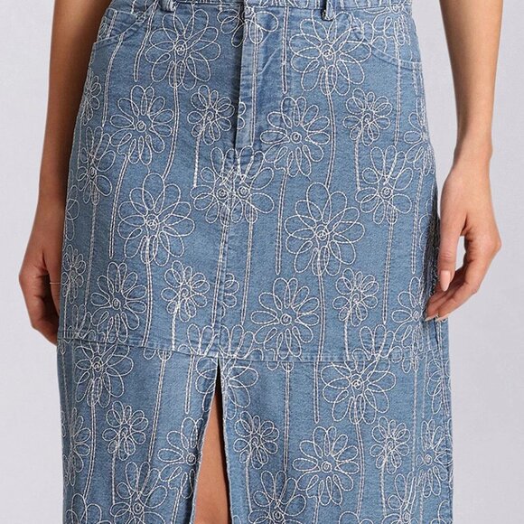 NEW HOUSE OF HARLOW 1960 Floral Embroidered Denim Midi Skirt Douro Wash 264mn - Picture 4 of 8